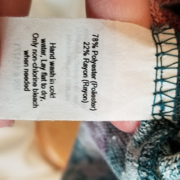 Flower Knit Top - Picture 4 of 4